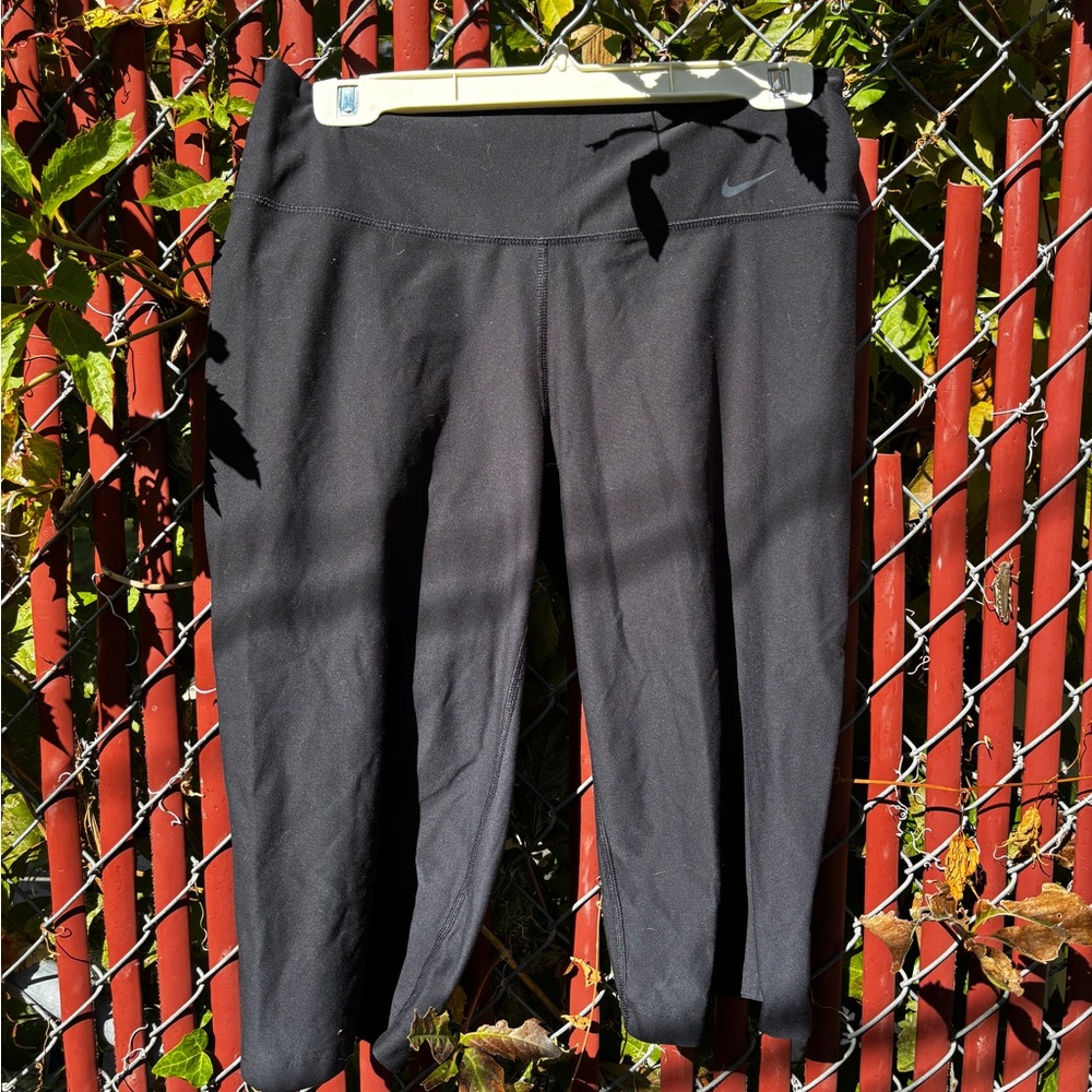 Nike Dri-FIT Charcoal Capri Leggings